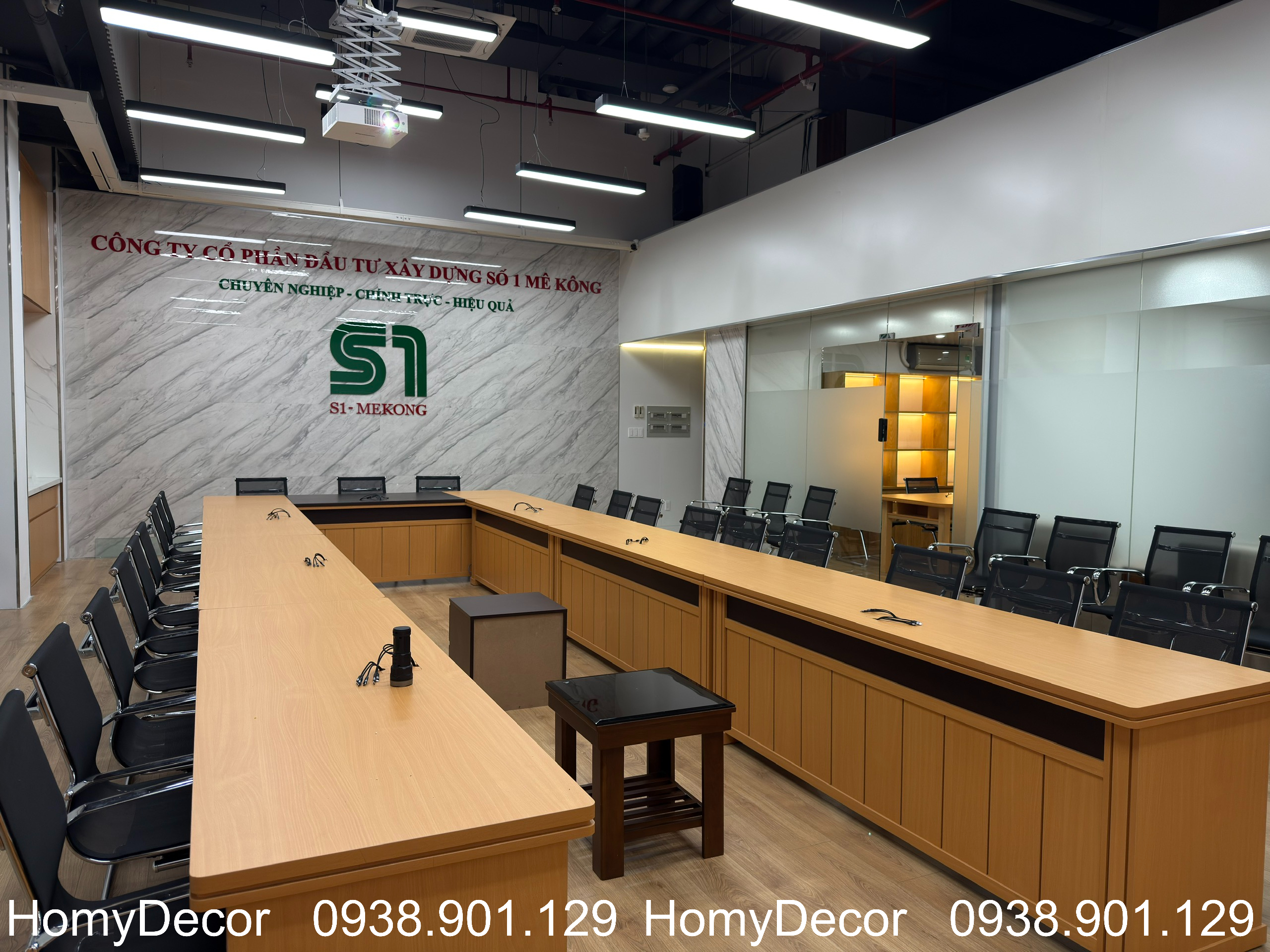 Nội thất văn phòng công ty xây dựng